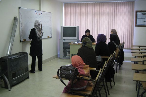 in order to eradicate cultural poverty, reduce illiteracy and promote learning, Ashraf Al-Anbiya (G) charity held literacy classes for women uneducated and illiterate at the Education Institu