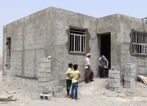 روند ساخت 122 واحد مسکونی ویژه ایتام و محرومین روستایی استان هرمزگان - Ashraf Al-Anbia Charity Institute (PBUH)