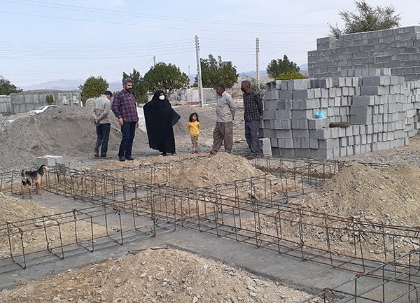 روند عملیات عمرانی پروژه 114 واحد مسکن ایتام روستایی استان هرمزگان (فاز ششم سایه رضوان)-Ashraf Al-Anbia Charity Institute (PBUH)