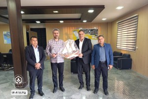 حاشیه بازدید 240 واحد مسکن ایتام و محرومین استان هرمزگان و تقدیر فرماندار بندرلنگه از رئیس هیئت امناء (سایه رضوان 7) - Ashraf Al-Anbia Charity Institute (PBUH)