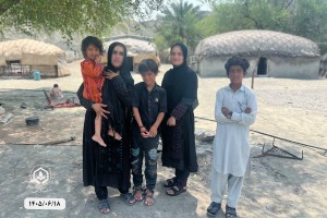 حاشیه بازدید 240 واحد مسکن ایتام و محرومین استان هرمزگان(سایه رضوان 7)-موسسه خیریه اشرف الانبیاء (ص)